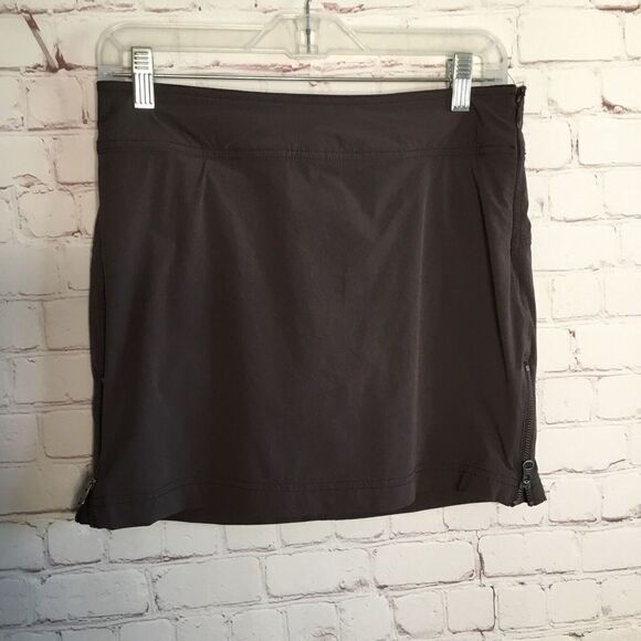 Womens Athleta Stretch in Skort Size 0 Dark Gray Colored Zip Up EUC - Picture 1 of 8